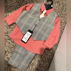 12 month brand new cute suit and tie outfit!